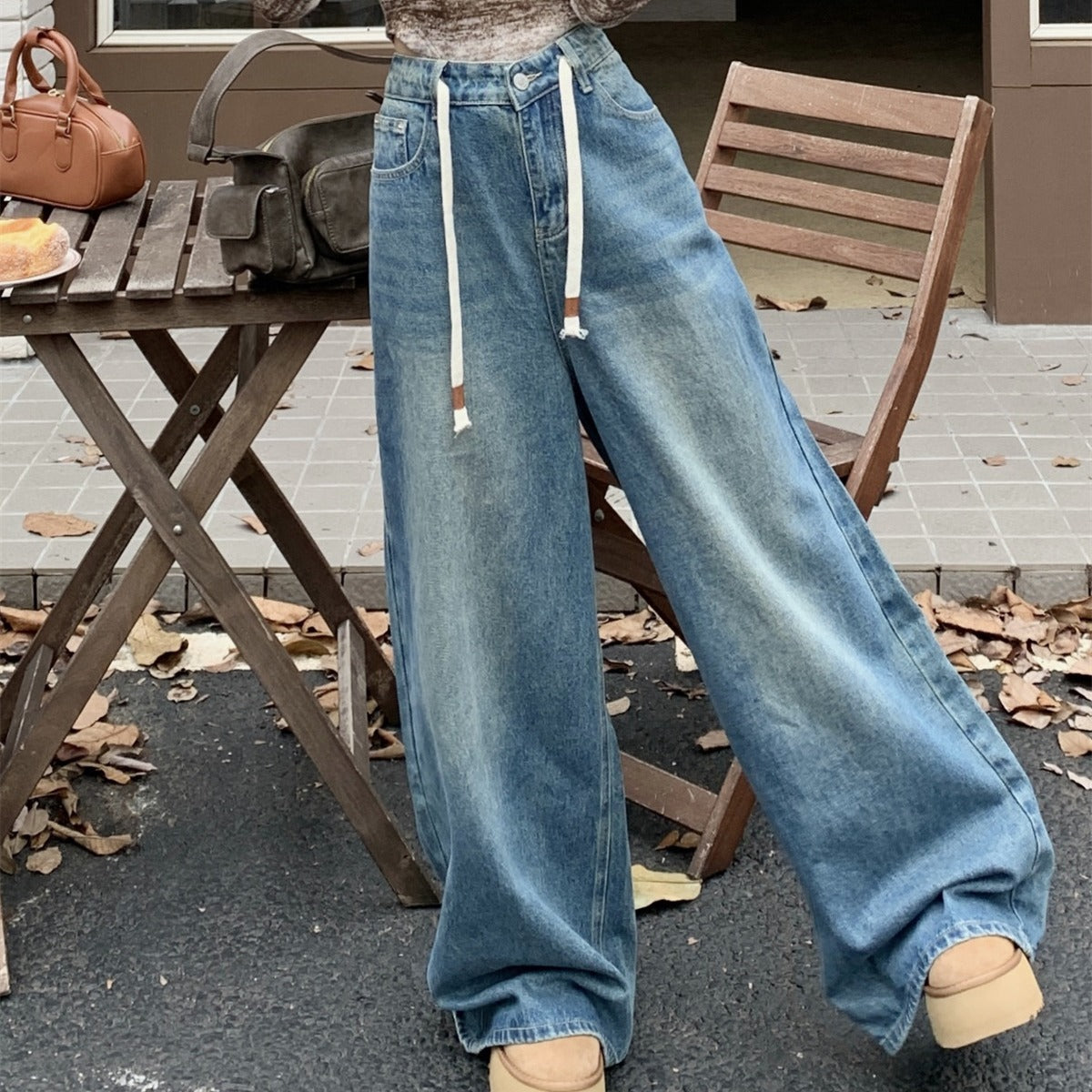 high-waist-loose-fit-jeans-streetwear-style